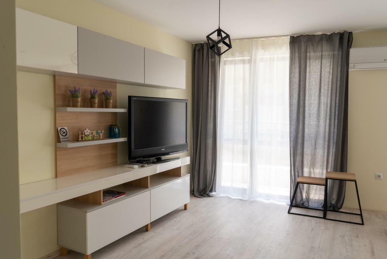 La Familia Apartments ヴァルナ エクステリア 写真