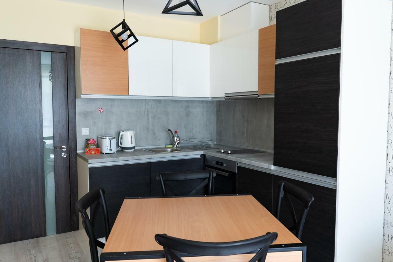 La Familia Apartments ヴァルナ エクステリア 写真